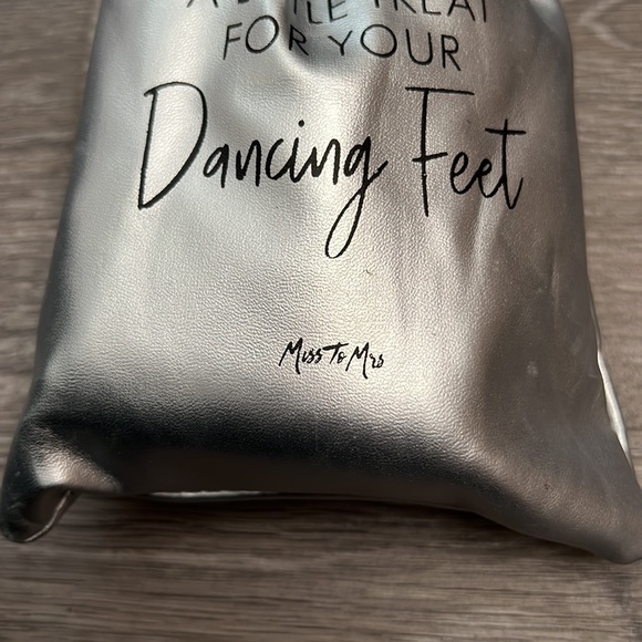 Miss to Mrs Bridal Dancing Shoes Small Silver - Picture 2 of 5